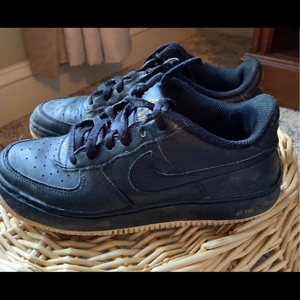 Boys Nike Air Force 1s Sneakers